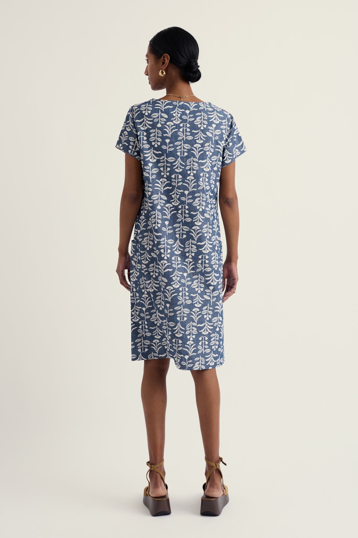 River Cove Shift Dress in Organic Cotton Chambray