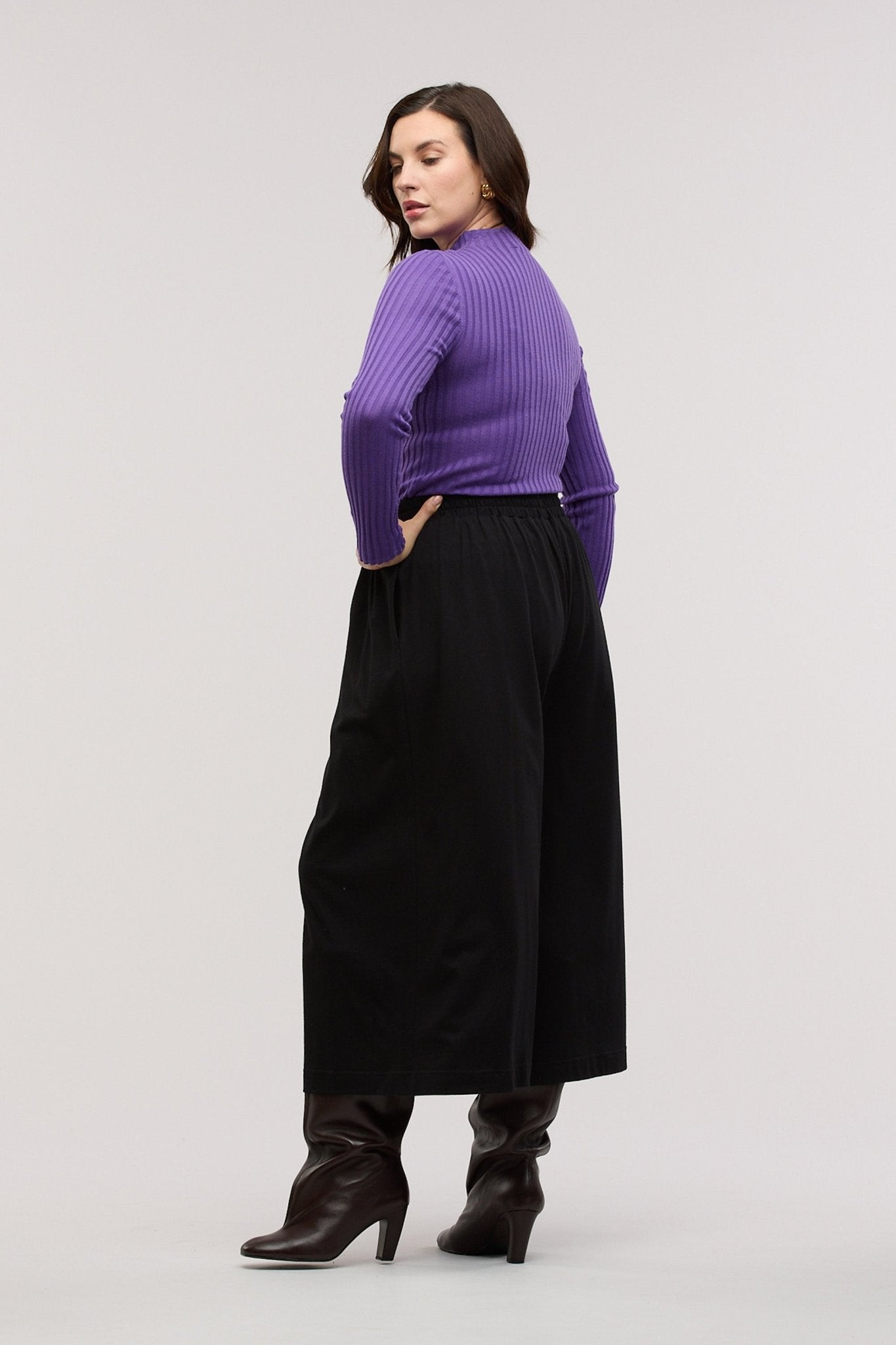 Merino Traveller Funnel Neck