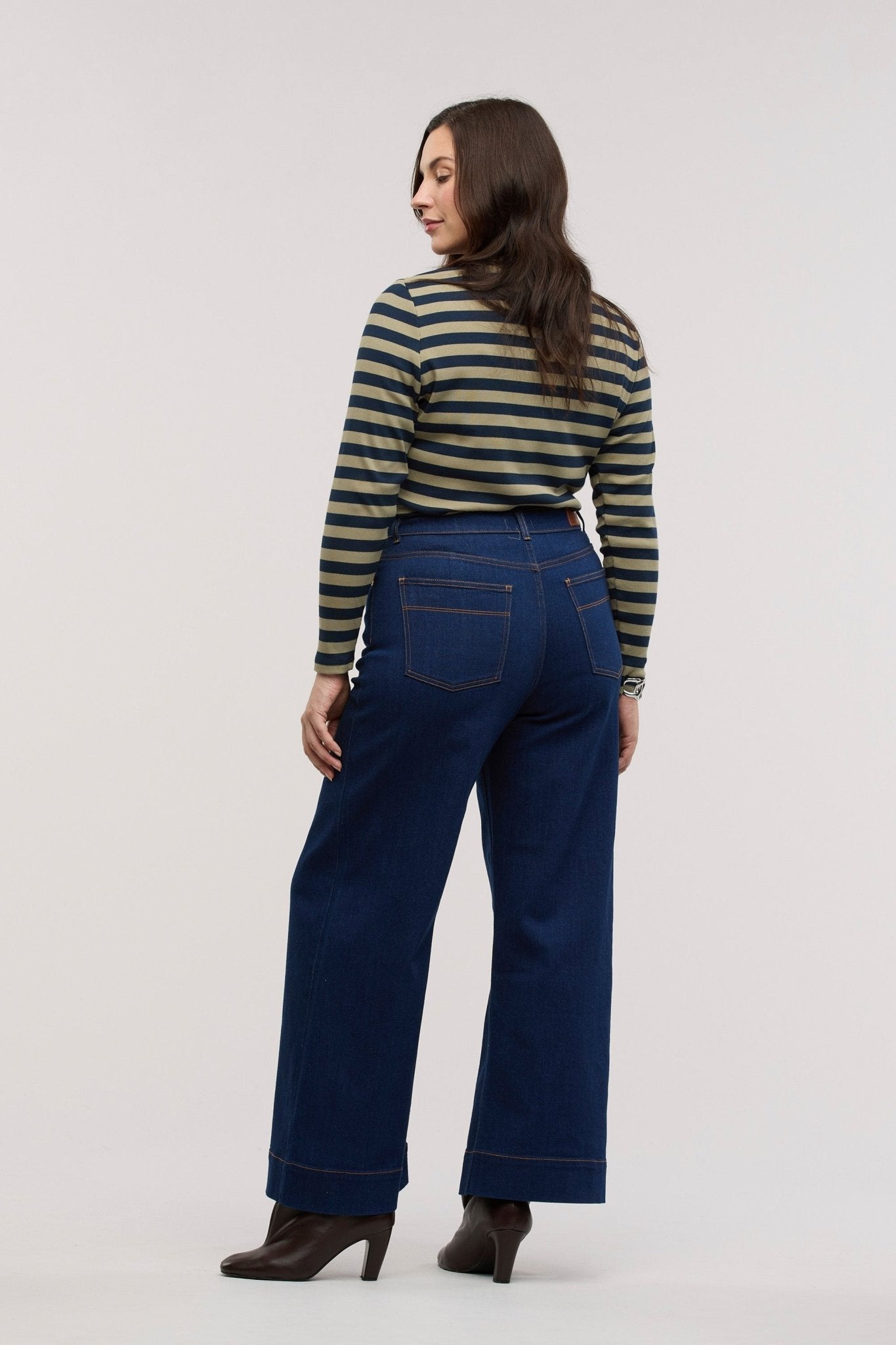 Traveller Crew Neck Rib Top