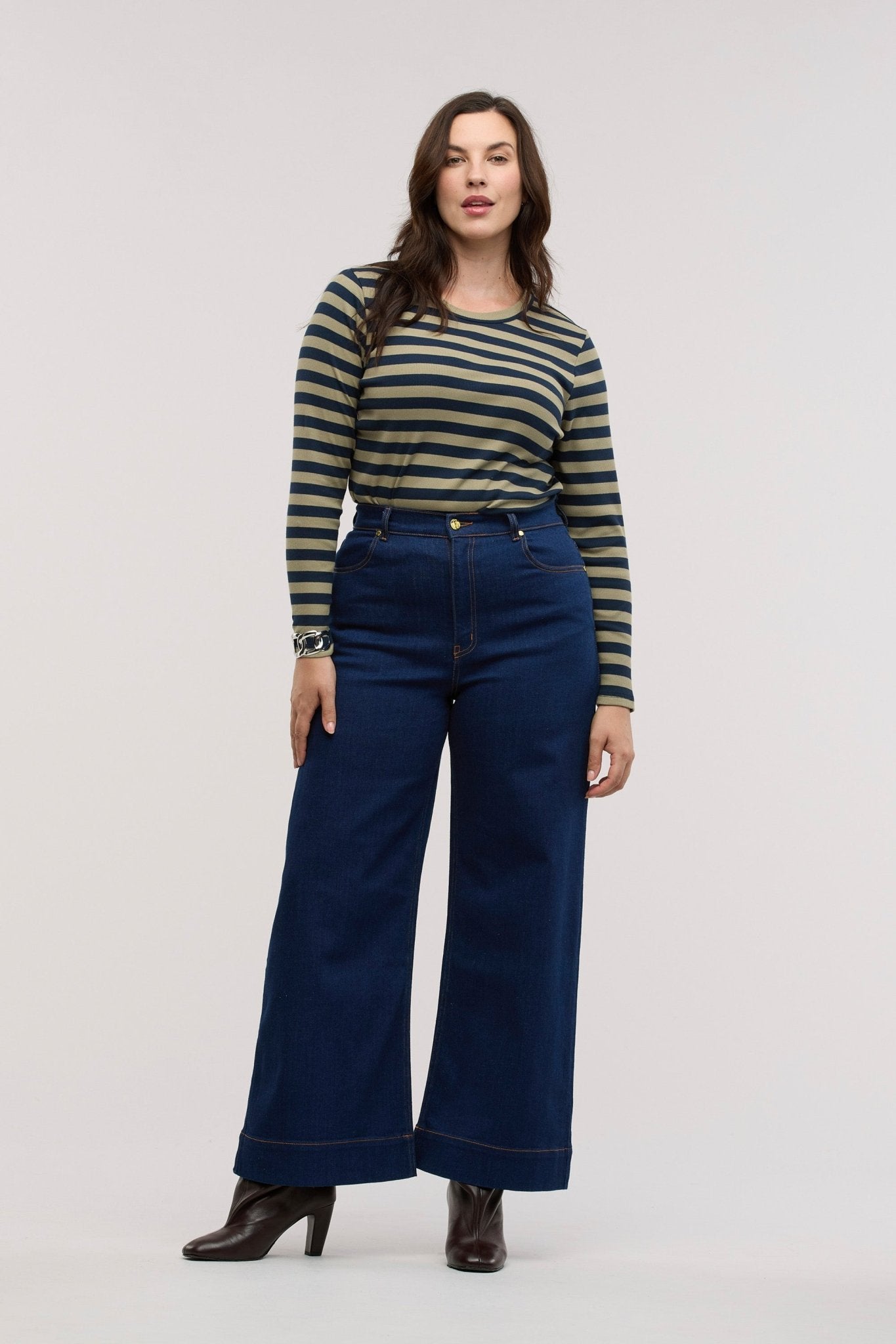 Traveller Crew Neck Rib Top